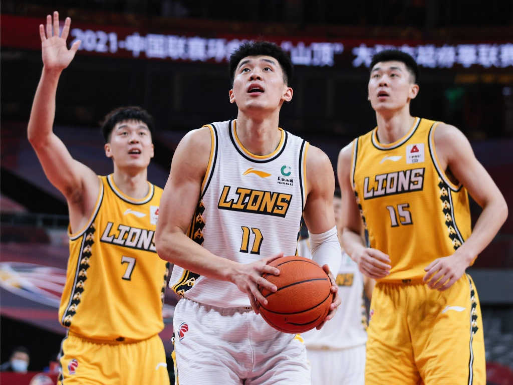 也让他在篮 也让他在篮