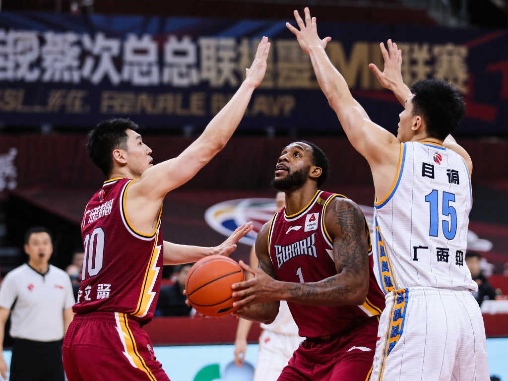 乔丹通过对 乔丹通过对