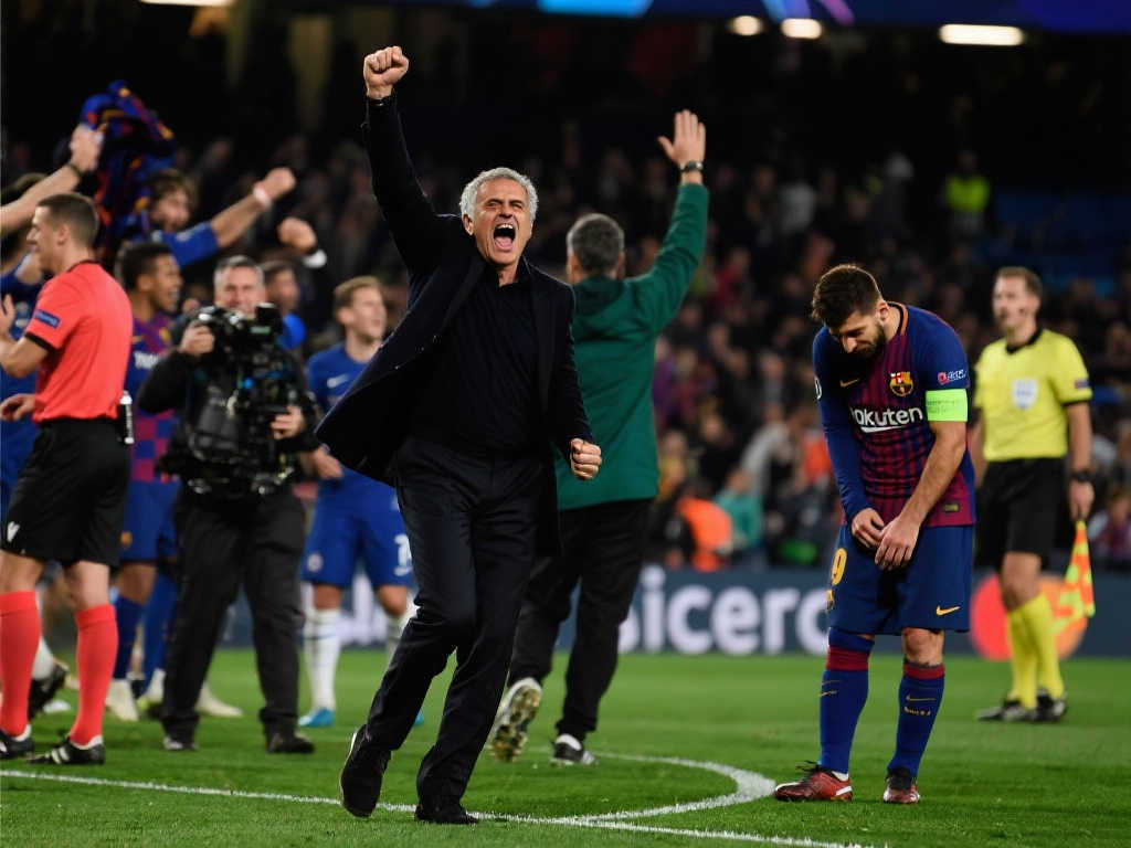 显了队内两 显了队内两